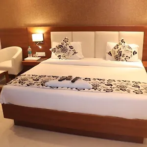 Hotel Royal Sky Luxury Near Delhi Airport, New Delhi